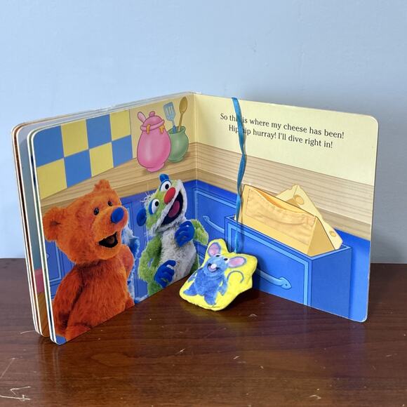 Bear In The Big Blue House Where Is Tutter’s Cheese? Board Book Jim Henson - Picture 8 of 8